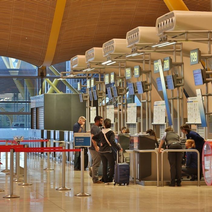 airport, tex free, madrid-4735067.jpg